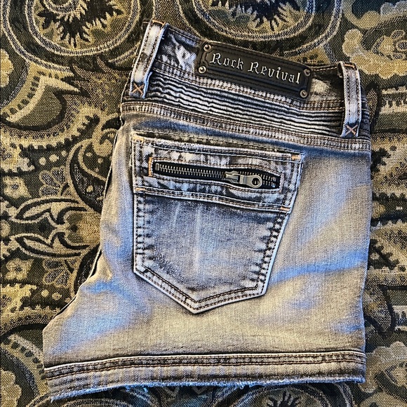 Rock revival Moto shorts NWT
